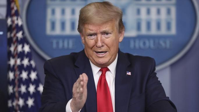 Tổng thống Trump ngán ngẩm món quà từ Trung Quốc - Ảnh 1. Tổng thống Trump ngán ngẩm món quà từ Trung Quốc - Ảnh 1.