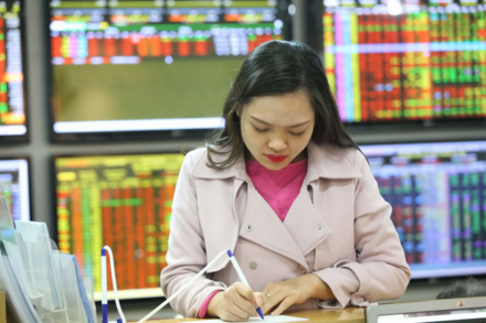 VN-Index sau tăng tốc: Nền vững, dư địa cần thêm thời gian