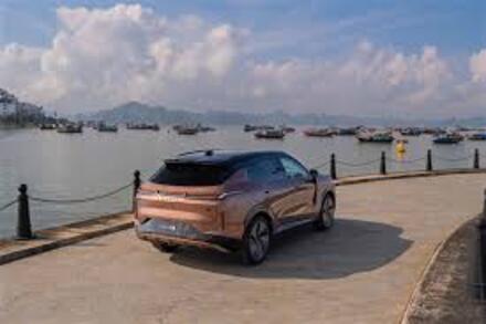 Bảng giá lăn bánh Lynk & Co 08 vừa chính thức ra mắt thị trường