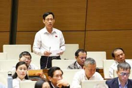 Kỳ họp thứ 10, Quốc hội khóa XV: Đề xuất cơ chế tiền lương phù hợp để công chức, viên chức yên tâm công tác