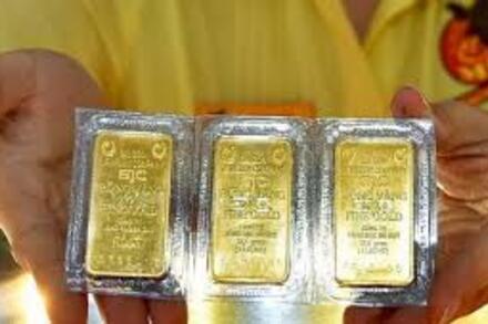 Giá vàng hôm nay 30/10 tăng trở lại 3 triệu đồng/lượng, thế giới nhích nhẹ
