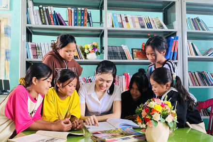 Cô giáo ‘thắp lửa’ cho học sinh Vân Kiều, viết nên kỳ tích giữa đại ngàn