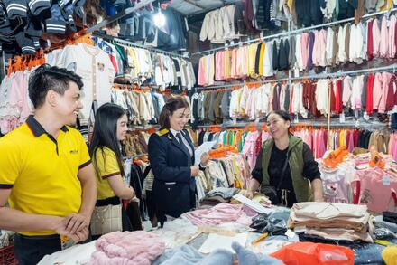 Hộ kinh doanh hưởng lợi từ ngưỡng doanh thu miễn thuế mới 500 triệu đồng