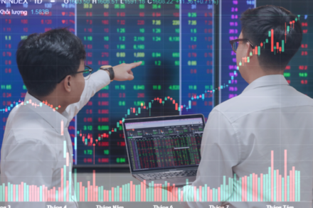 Thị trường chứng khoán Việt Nam 2025: Một năm tích lũy cho cơ hội phía trước