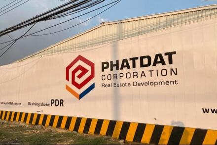 Phát Đạt (PDR): Giải ngân 1.343 tỷ đồng vào công ty con, phát hành ESOP giá rẻ giữa lúc dòng tiền phân tán