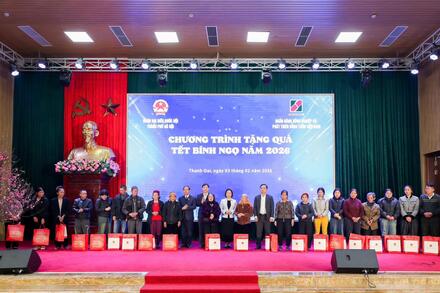 Agribank lan tỏa trách nhiệm xã hội trong hành trình “Trao yêu thương - Tết trọn vẹn” Xuân Bính Ngọ 2026