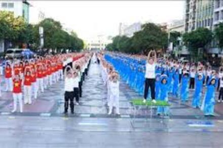 Ngày Sức khỏe toàn dân 7/4: Thành phố Hồ Chí Minh đưa y tế đến từng hộ dân