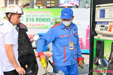 Xăng sinh học E10: Từ kinh nghiệm thế giới đến ứng dụng ở Việt Nam –Bài 3: E10 và túi tiền người Việt - bài toán lớn quốc gia