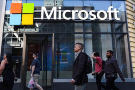 Microsoft tìm cách cắt giảm 1/4 lực lượng lao động