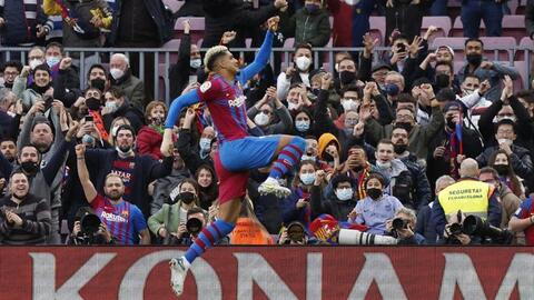 Tân binh lập công, Barcelona xuất sắc hạ gục Atletico Madrid ở đại chiến