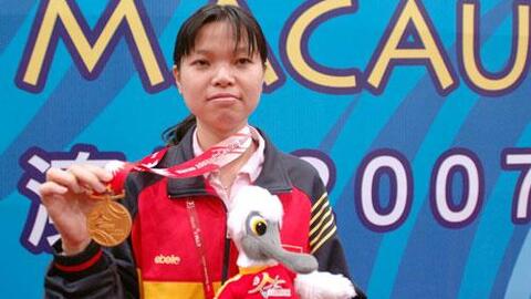 Ngô Lan Hương đối đầu cờ tướng Việt