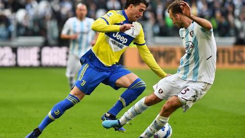 Vòng 30 Serie A: ĐKVĐ Inter Milan "hụt hơi", Juventus áp sát Top 3