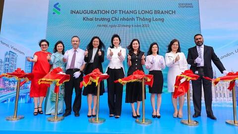 Ngân hàng Standard Chartered Việt Nam khai trương chi nhánh Thăng Long tại Hà Nội