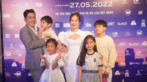 Dàn sao Việt đổ bộ chúc mừng đạo diễn Hàm Trần