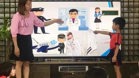 Vụ mẹ “tố” giáo viên đánh con, trường “tố” phụ huynh đánh cô giáo: Hai bên đều sai!