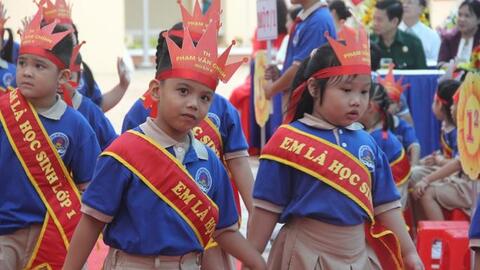 TP HCM: Tạm thời chưa thu học phí năm học mới