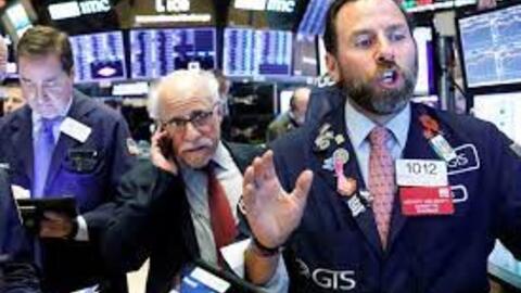 Dow Jones tương lai tăng tiếp gần 500 điểm