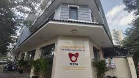 Vừa trình bày lộ trình thoát hạn chế, DZM bị đình chỉ giao dịch