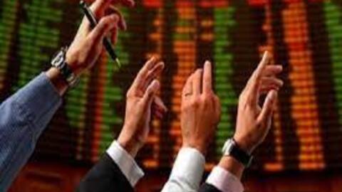 Lãnh đạo mua bán cổ phiếu: Sôi động trở lại