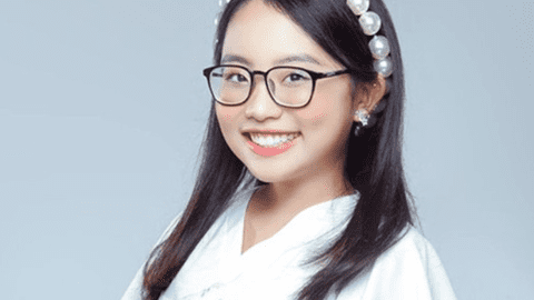 Phương Mỹ Chi hát "Người tình mùa đông" bằng 5 thứ tiếng