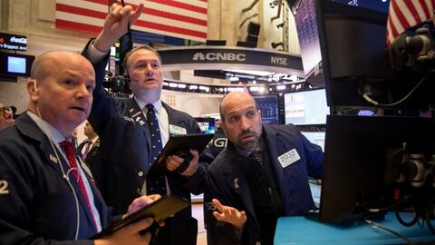 Dow Jones ghi nhận tháng tăng tốt nhất kể từ tháng 1/2023
