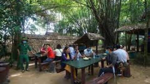 Thu hút du khách, chưa đủ!