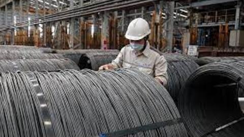 Giá thép xây dựng giảm lần thứ 10 liên tiếp