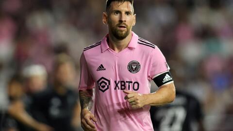 Rộ tin Messi trở lại Barcelona vào tháng 1-2024