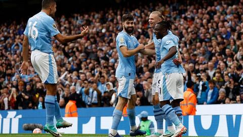 Man City mơ hat-trick