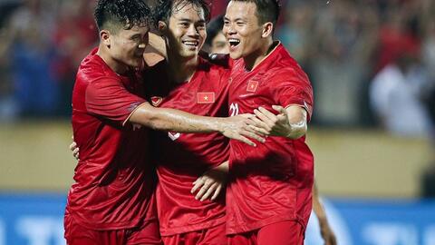 Tuyển Việt Nam tăng bậc trên bảng xếp hạng FIFA