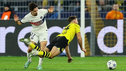 Rượt đuổi tỉ số nghẹt thở, PSG suýt làm khán giả Champions League
