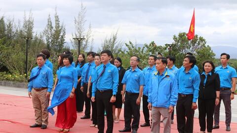 Khánh Hoà: Dâng hương tưởng niệm chiến sĩ Gạc Ma