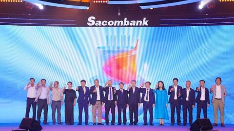 Sacombank đón tuổi 32 với loạt thành quả ấn tượng
