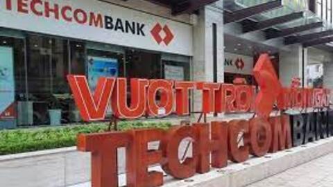 Techcombank hé lộ kế hoạch chi trả cổ tức tiền mặt ít nhất ở mức 20%/tổng lợi nhuận sau thuế