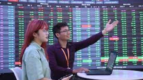 Nhịp đập Thị trường 20/02: Dòng tiền tập trung ở nhóm bất động sản và chứng khoán