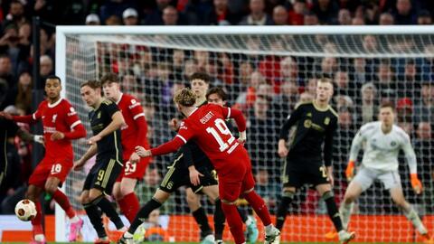 Ghi 11 bàn sau 2 lượt, Liverpool ra oai ở Europa League