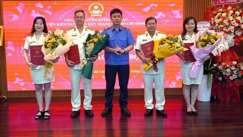 VKSND  TP HCM bổ nhiệm nhiều lãnh đạo chủ chốt