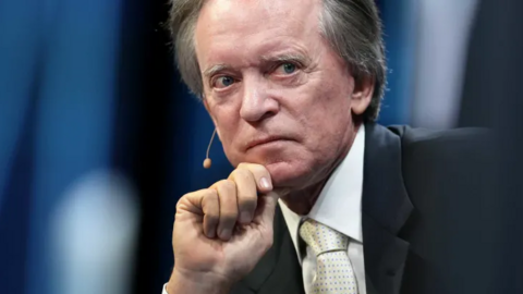 Vua trái phiếu Bill Gross: “Tesla tăng cứ như cổ phiếu meme”