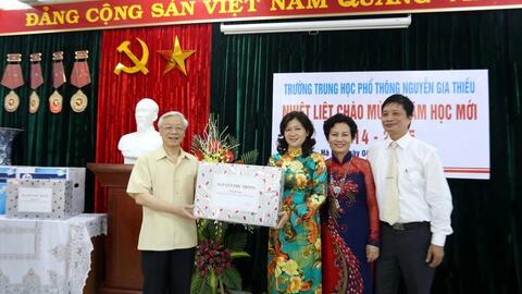 Tổng Bí thư Nguyễn Phú Trọng - người học trò trọng ân tình