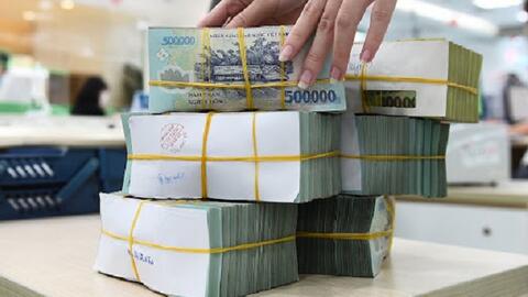 Ngân sách Nhà nước bội thu gần 240 ngàn tỷ đồng trong 7 tháng đầu năm