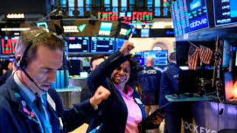 S&P 500 và Nasdaq Composite tăng 8 phiên liên tiếp