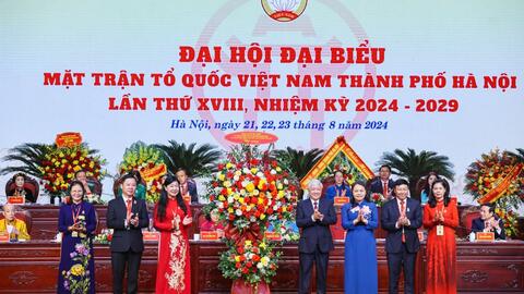 Đồng chí Nguyễn Lan Hương tái đắc cử Chủ tịch Mặt trận TP Hà Nội