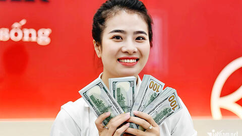 Giá USD ngân hàng đồng loạt giảm mạnh