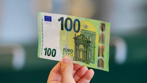 Chuyên gia kinh tế dự báo ECB hạ lãi suất trong tháng Mười