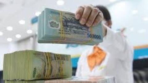 Nên hay không bỏ room tín dụng?