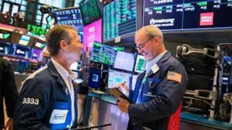 S&P 500 có phiên tăng đầu tiên trong 1 tuần