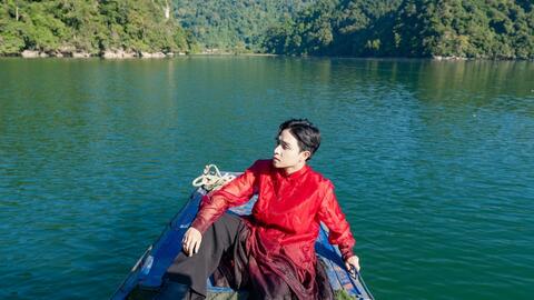 Anh Duy vượt hơn 15.000 km để "Ngân nga Việt Nam"