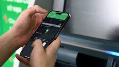 Nhiều người mất tiền triệu phí nhắn tin ngân hàng