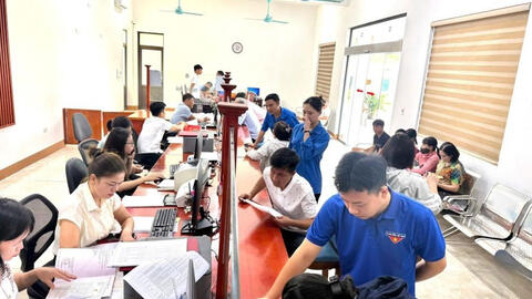 Trên 2.000 tình nguyện viên hỗ trợ người dân dịch vụ công trực tuyến ở Phú Thọ