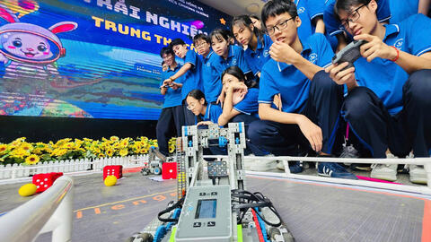 Học sinh Thủ đô thích thú với trải nghiệm STEM
